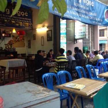 Không gian- Quán Ăn Hồng Ngọc - Bò Nướng & Hải Sản - Phan Bội Châu