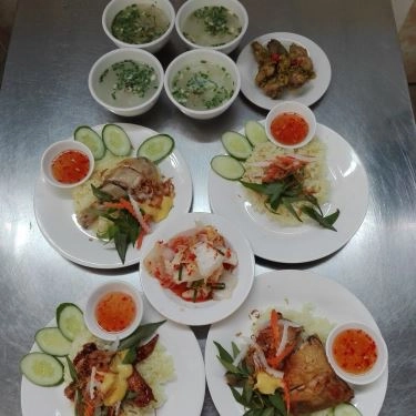 Món ăn- Quán Ăn 2 Chị Em - Cơm Gà Nha Trang