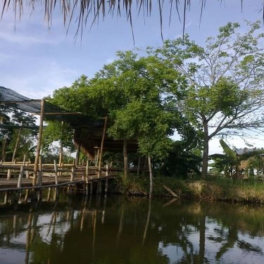 Không gian- Quán Ăn Ngư Trang Quán