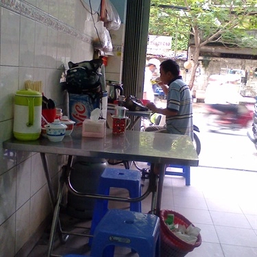 Không gian- Quán Ăn Như Ý - Bún Mọc & Bún Bò