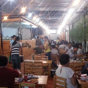 Không gian- Quán Ăn Xích Lô Bistro