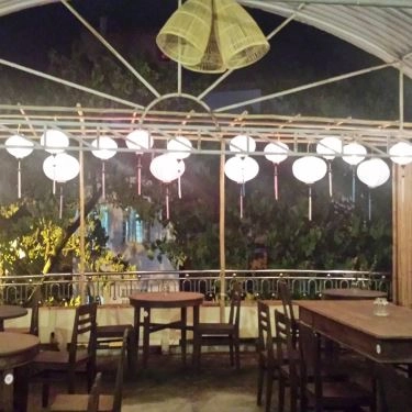 Professional- Nhà Hàng Đèn Lồng Restaurant - Ẩm Thực Việt