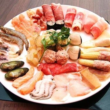 Professional- Nhà Hàng Nguyệt Quế Viên Restaurant