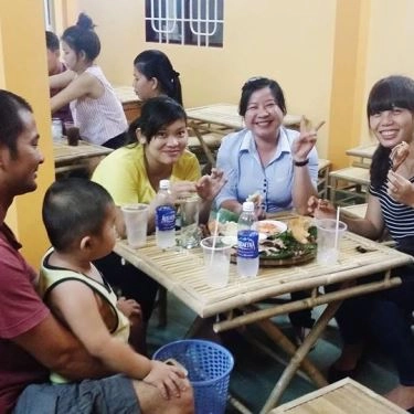 Không gian- Quán Ăn Gà Nướng Yummy - Bàu Bàng