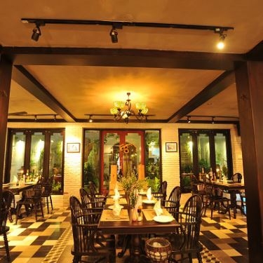 Tổng hợp- Nhà Hàng La Maison Wine Club & Restaurant