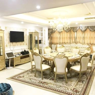 Professional- Quán Ăn Tân Hoàng Gia - Lẩu Hấp