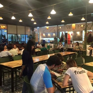 Professional- Nhà Hàng Tre Việt Restaurant