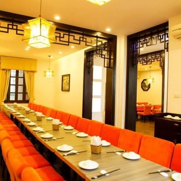 Không gian- Nhà Hàng Golden River Restaurant - Ẩm Thực Quốc Tế