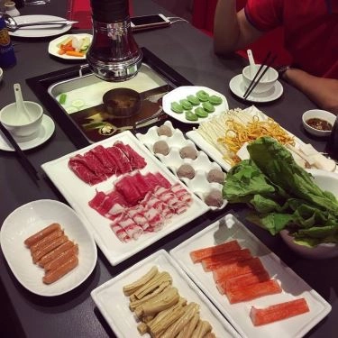 Professional- Nhà Hàng Hutong - Hot Pot Paradise - Royal City