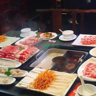 Professional- Nhà Hàng Hutong - Hot Pot Paradise - Royal City