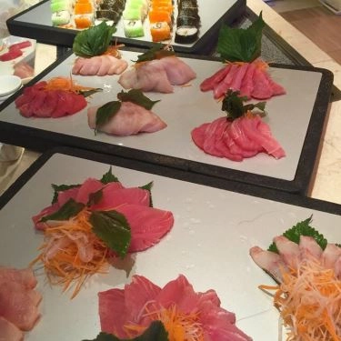 Professional- Nhà Hàng Novotel Premier Han River Restaurant