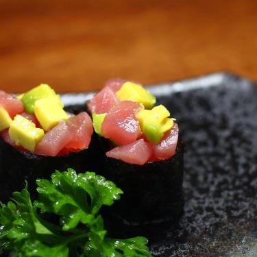 Professional- Nhà Hàng Wakamono Sushi - Ẩm Thực Nhật Bản