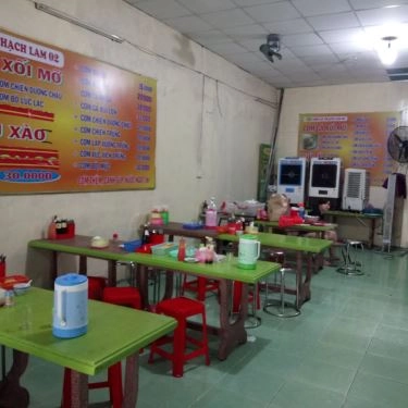 Không gian- Quán Ăn Cơm Gà Xối Mỡ Thạch Lam 2