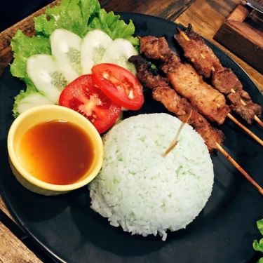 Professional- Quán Ăn Gà Mái - Món Thái - Giảng Võ