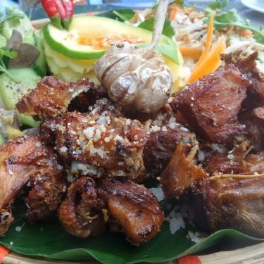 Professional- Quán Ăn Hoa Ban Quán - Đặc Sản Heo Tộc