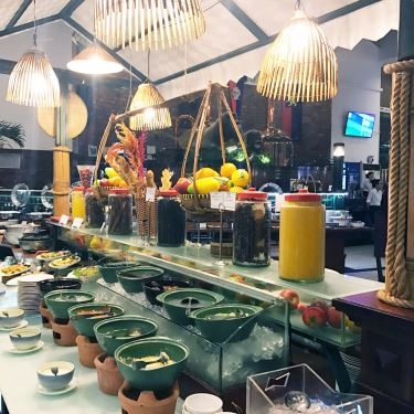 Professional- Nhà Hàng Lion Buffet