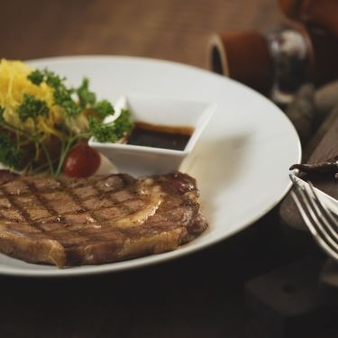 Professional- Nhà Hàng Nossa Steakhouse - Phạm Hồng Thái