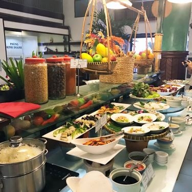 Professional- Nhà Hàng Lion Buffet