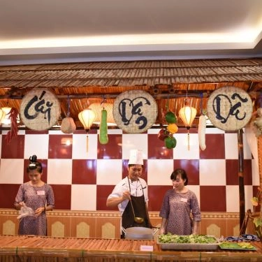 Professional- Nhà Hàng Ngó Sen - Ẩm Thực 3 Miền