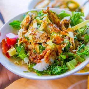 Professional- Quán Ăn Bánh Canh Bà Bé Chợ Cồn - Hoàng Diệu