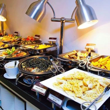 Professional- Nhà Hàng Sứ Buffet - Hải Sản Á & Âu