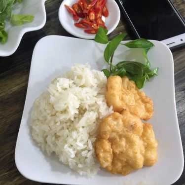 Món ăn- Ẩm Thực Làng Chài - Bún Hải Sản & Xôi Chả Mực