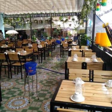 Không gian- Quán Ăn Ẩm Thực Thiên Kim - Phục Vụ Các Món Ăn 3 Miền