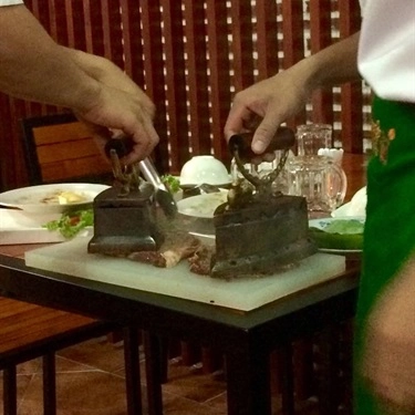 Tổng hợp- Nhà Hàng Ẩm Thực Việt Hoa Phố - Bò Nướng Bàn Ủi