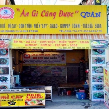 Không gian- Quán Ăn Ăn Gì Cũng Được - Mì Bay & Sushi
