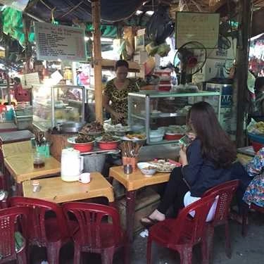 Tổng hợp- Quán Ăn Khu Ẩm Thực Chợ Đông Ba