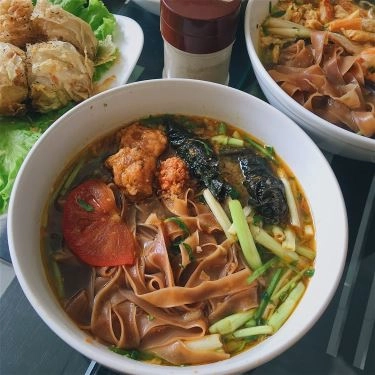 Món ăn- Quán Ăn Bà Cụ - Bánh Đa, Nem & Miến Cua Bể Hải Phòng
