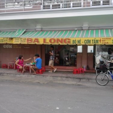 Không gian- Quán Ăn Ba Long - Cơm Tấm & Bò Né