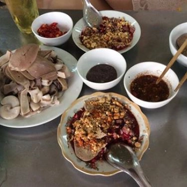 Món ăn- Quán Ăn Quán Bà Tình - Cháo Lòng & Lẩu Lòng Chợ Đuổi
