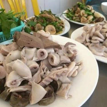 Món ăn- Quán Ăn Quán Bà Tình - Cháo Lòng & Lẩu Lòng Chợ Đuổi