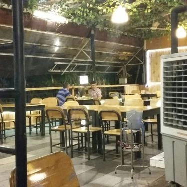 Không gian- Quán Ăn Bằng Lăng - Nguyễn Thị Thập