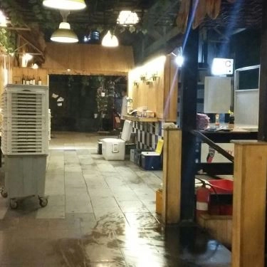 Không gian- Quán Ăn Bằng Lăng - Nguyễn Thị Thập