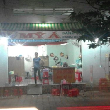 Không gian- Quán Ăn Mỹ Á - Bánh Bèo Chén