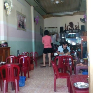 Không gian- Quán Ăn Bánh Bèo Hương