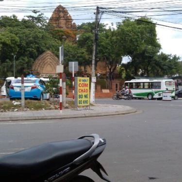 Tổng hợp- Quán Ăn Bánh Căn Cô Trang