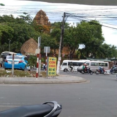 Tổng hợp- Quán Ăn Bánh Căn Cô Trang