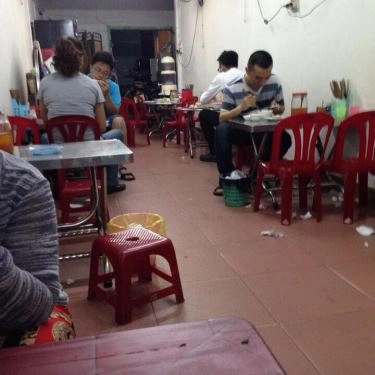 Không gian- Quán Ăn Bánh Canh 6 Thượng