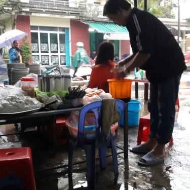 Không gian- Quán Ăn Lan - Bánh Canh Cá Lóc, Cá Rô