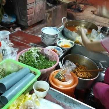 Không gian- Quán Ăn Lan - Bánh Canh Cá Lóc, Cá Rô