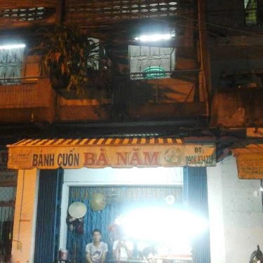 Không gian- Quán Ăn Bánh Cuốn Bà Năm