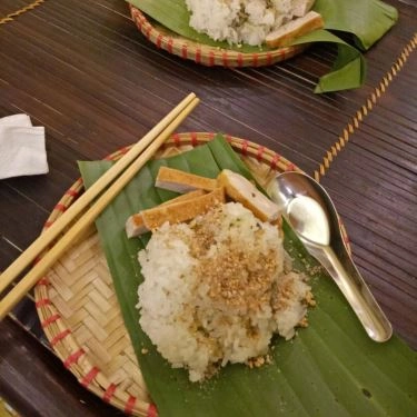 Món ăn- Quán Ăn Bánh Khúc Cô Lan - Minh Khai