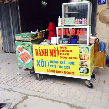 Không gian- Quán Ăn Bánh Mì & Xôi - Giải Phóng