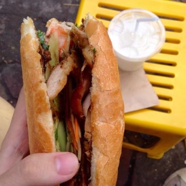 Món ăn- Quán Ăn Bánh Mì 2T