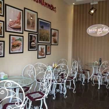Không gian- Bánh Mì An - Phố Cổ Hạ Long