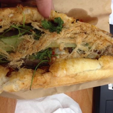 Món ăn- Quán Ăn Bánh Mì Bách