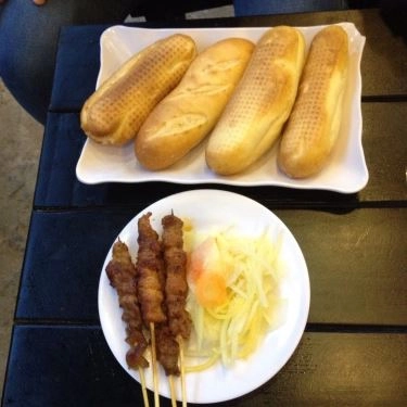 Món ăn- Quán Ăn Bánh Mì Thịt Nướng Bơ Campuchia